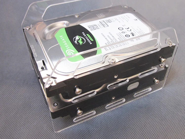 Hard disk Acrylic support Extended mechanical hard disk cage with external multilayer support 3.5 desktop hard disk box
Hard disk Acrylic support Extended mechanical hard disk cage with external multilayer support 3.5 desktop hard disk box