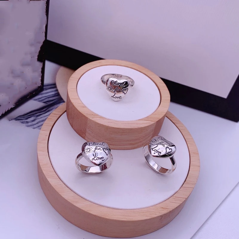 Women's Fashion Love Fearless Heart Ring Original Brand High Quality Jewelry Logo Holiday Gift
Women's Fashion Love Fearless Heart Ring Original Brand High Quality Jewelry Logo Holiday Gift