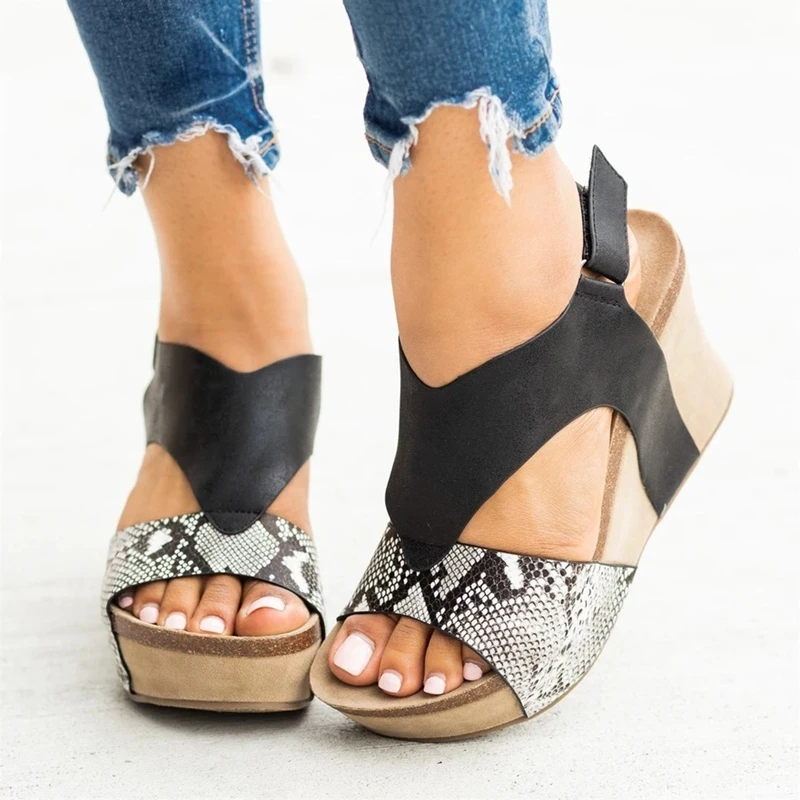 2020 New Women Wedge Sandals Female Platform Fashion High Heel Sandals Fashion Ankle Strap Open Toe Ladies Shoes
2020 New Women Wedge Sandals Female Platform Fashion High Heel Sandals Fashion Ankle Strap Open Toe Ladies Shoes