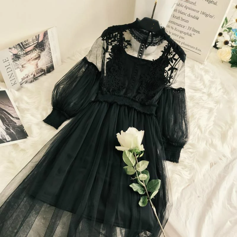 New Arrivals Women Lace Flower Dress Gauze Lantern Sleeve Voile Long Dress Female Retro Hook Princess Dress 2 Piece Set
New Arrivals Women Lace Flower Dress Gauze Lantern Sleeve Voile Long Dress Female Retro Hook Princess Dress 2 Piece Set