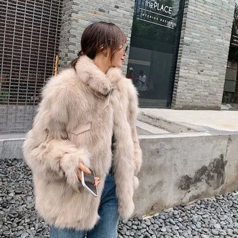 2021 New Winter Coat Women's Fashion Jackets Female Stand Collar Faux Fur Coats Short Women Artificial Fur Jacket Ladies Y306
2021 New Winter Coat Women's Fashion Jackets Female Stand Collar Faux Fur Coats Short Women Artificial Fur Jacket Ladies Y306