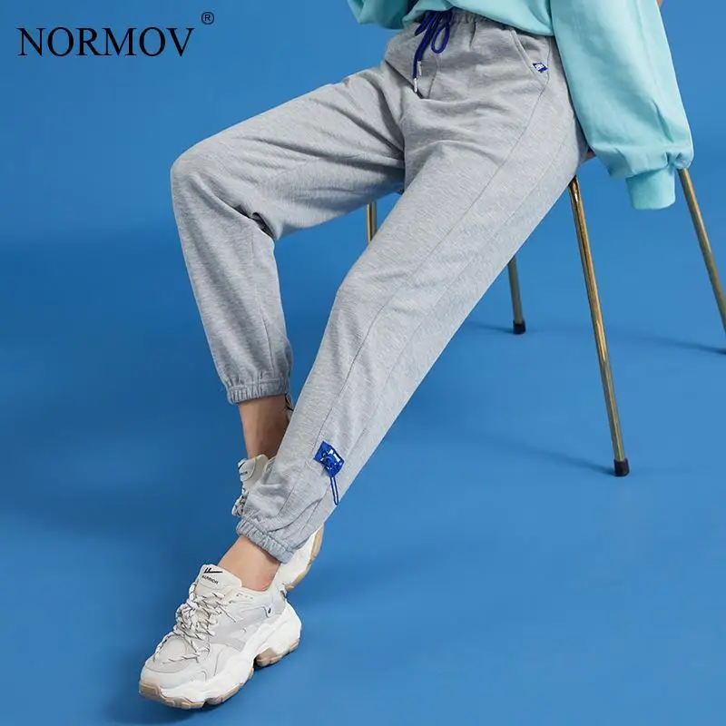 Брюки-султанки NORMOV женские с высокой талией, свободные эластичные спортивные штаны с карманами, узкие теплые брюки, весна-осень
Брюки-султанки NORMOV женские с высокой талией, свободные эластичные спортивные штаны с карманами, узкие теплые брюки, весна-осень