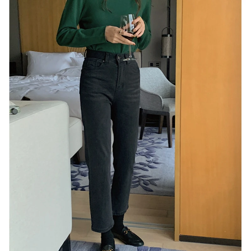 High-Waisted Straight-Leg Jeans Women 2021 Early Autumn New Korean Version Black Pants Loose And Thin Cotton Cropped Trousers
High-Waisted Straight-Leg Jeans Women 2021 Early Autumn New Korean Version Black Pants Loose And Thin Cotton Cropped Trousers