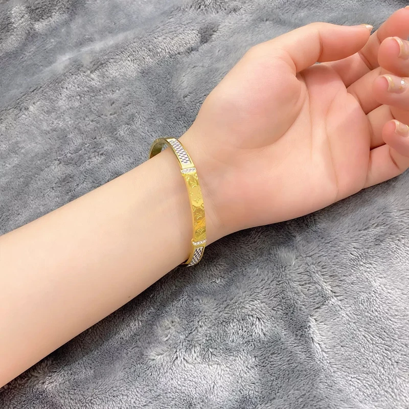 Hot New Fashion Bracelet For Women Jewelry Gift Retro Four Leaf Clover Mujer Pulseras Beads chains Bangle Boho Jewelry
Hot New Fashion Bracelet For Women Jewelry Gift Retro Four Leaf Clover Mujer Pulseras Beads chains Bangle Boho Jewelry