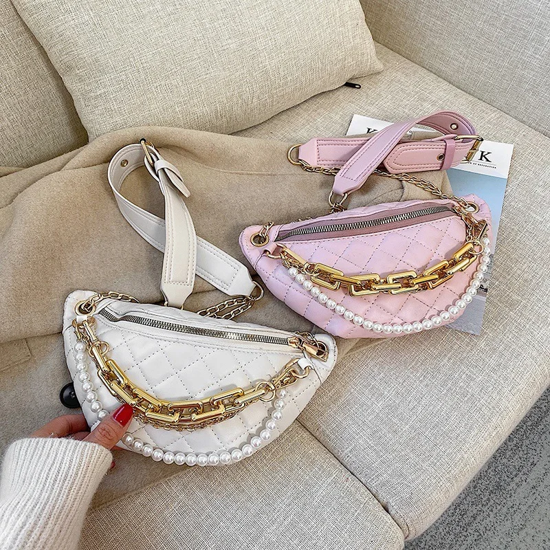 Women Waist Bag Pearl Thick Chain Vintage Fashion Leather Waist Bag Luxury Brand 2021 Summer New White Pink Fanny Pack For Women
Women Waist Bag Pearl Thick Chain Vintage Fashion Leather Waist Bag Luxury Brand 2021 Summer New White Pink Fanny Pack For Women