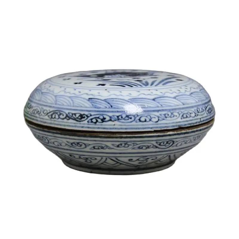 Collection of exquisite antique porcelain of Ming and Qing Dynasties Handmade mackerel painted Rouge box Home Furnishing handicr
Collection of exquisite antique porcelain of Ming and Qing Dynasties Handmade mackerel painted Rouge box Home Furnishing handicr