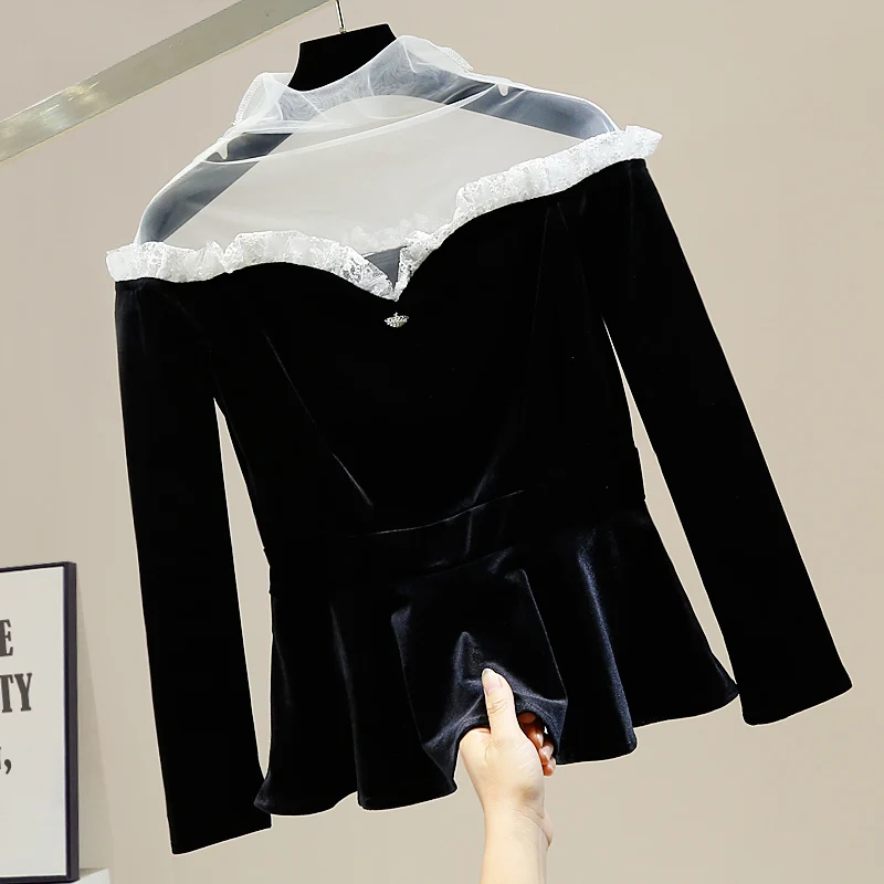 Vintage Graceful Mesh Lace Stitching Waist Gold Velvet Shirt Women's All-Match Top Long Sleeve Blouse Women Black Shirts Blusas
Vintage Graceful Mesh Lace Stitching Waist Gold Velvet Shirt Women's All-Match Top Long Sleeve Blouse Women Black Shirts Blusas