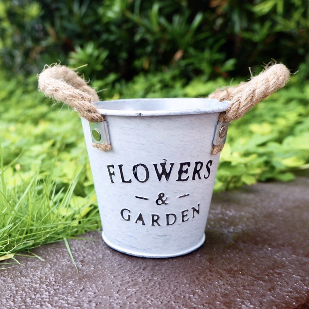 Retro Iron Flower Bucket Metal Creative Letters Print Planter Garden Supplies Balcony Decor Plant Flower Pots Holder Height 10cm
Retro Iron Flower Bucket Metal Creative Letters Print Planter Garden Supplies Balcony Decor Plant Flower Pots Holder Height 10cm