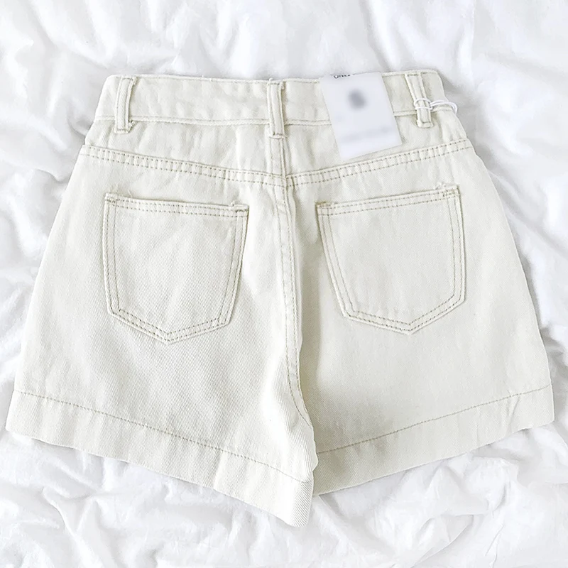 Women's Short Jeans 2021 Summer New High Waist Straight Hot Pants Embroidery Jeans Streetwear Fashion Baggy Denim Short Trouser
Women's Short Jeans 2021 Summer New High Waist Straight Hot Pants Embroidery Jeans Streetwear Fashion Baggy Denim Short Trouser