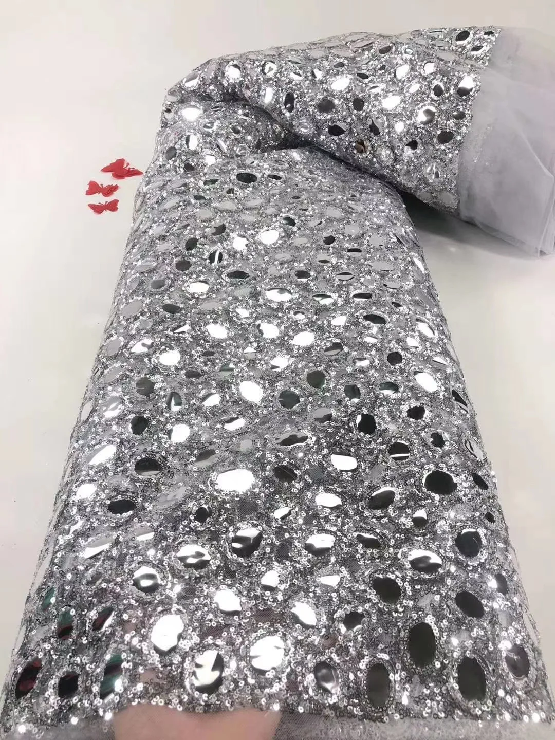 Beautiful French Lace Fabric 5yards Embroidery Sequins Mesh Gauze Lace Fabric Fashion Wedding Dress Lace FJ4310
Beautiful French Lace Fabric 5yards Embroidery Sequins Mesh Gauze Lace Fabric Fashion Wedding Dress Lace FJ4310