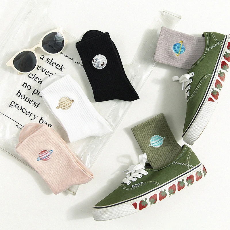 2021 New Arrival Planet Print Socks For Women Korean Harajuku Cotton Embroidery Breathable Women's Socks Casual Socks
2021 New Arrival Planet Print Socks For Women Korean Harajuku Cotton Embroidery Breathable Women's Socks Casual Socks