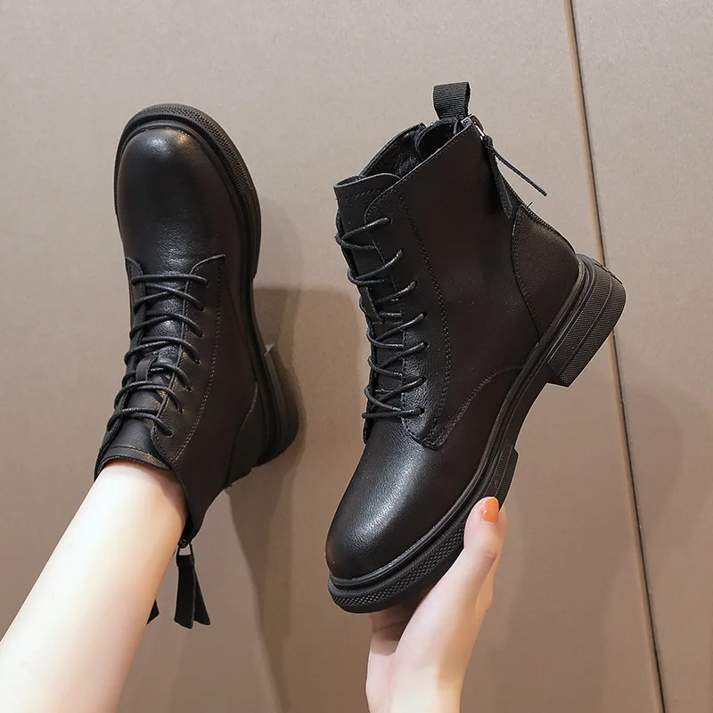 Black Solid Women Ankle Booties Fashion 2021 Winter Warm Non-slip Cross-tied Motorcycle Boots Autumn Casual Adult Martin Boots
Black Solid Women Ankle Booties Fashion 2021 Winter Warm Non-slip Cross-tied Motorcycle Boots Autumn Casual Adult Martin Boots