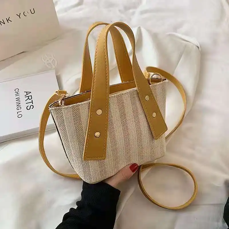 Straw Women's Bag 2021 Summer New Trendy Fashionable One-shoulder Western Style Contrasting Color Trendy Bucket Bag
Straw Women's Bag 2021 Summer New Trendy Fashionable One-shoulder Western Style Contrasting Color Trendy Bucket Bag