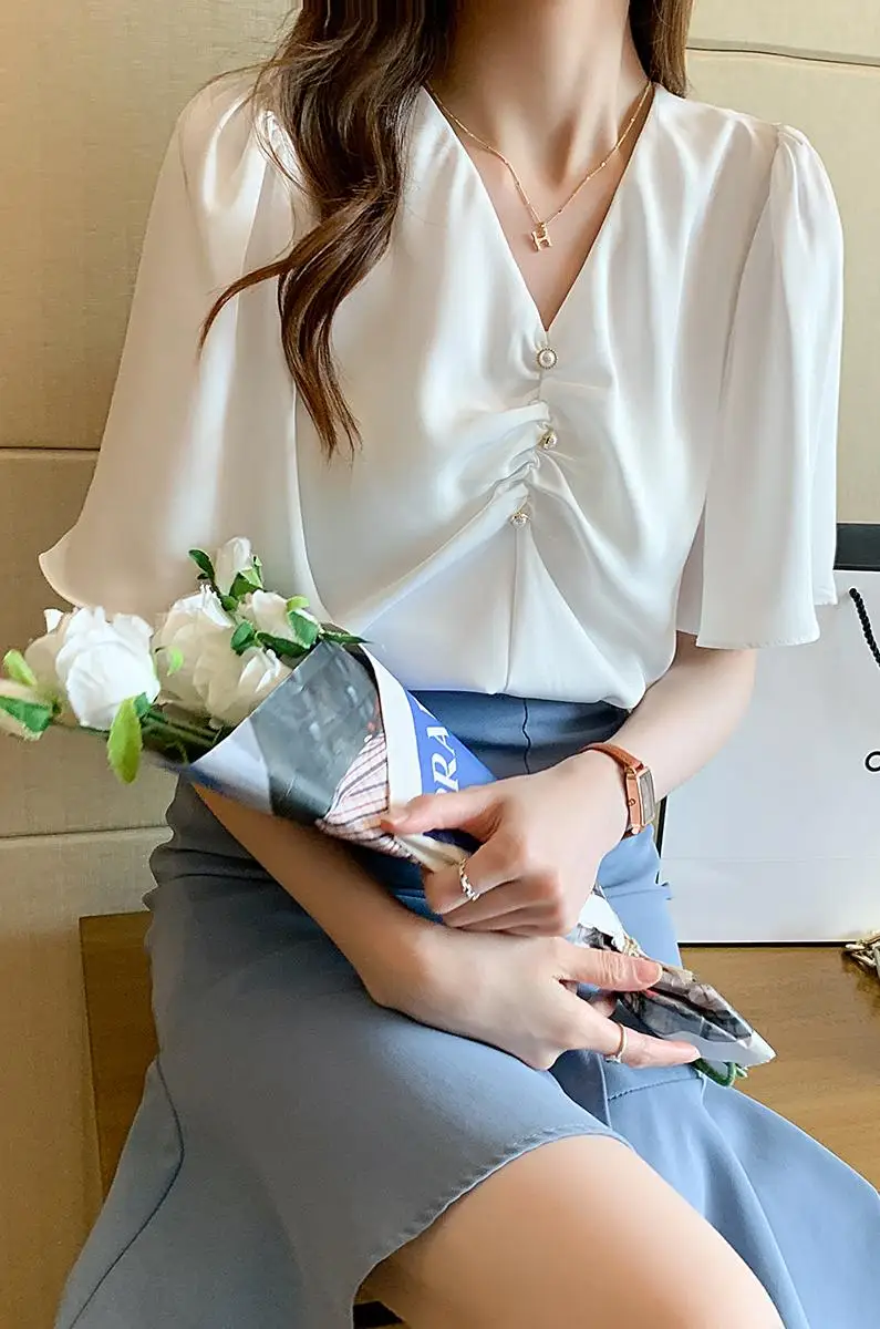 COIGARSAM Short blouse women New Summer Flare Sleeve V-Neck blusas womens tops and blouses White Pink Yellow 5372
COIGARSAM Short blouse women New Summer Flare Sleeve V-Neck blusas womens tops and blouses White Pink Yellow 5372