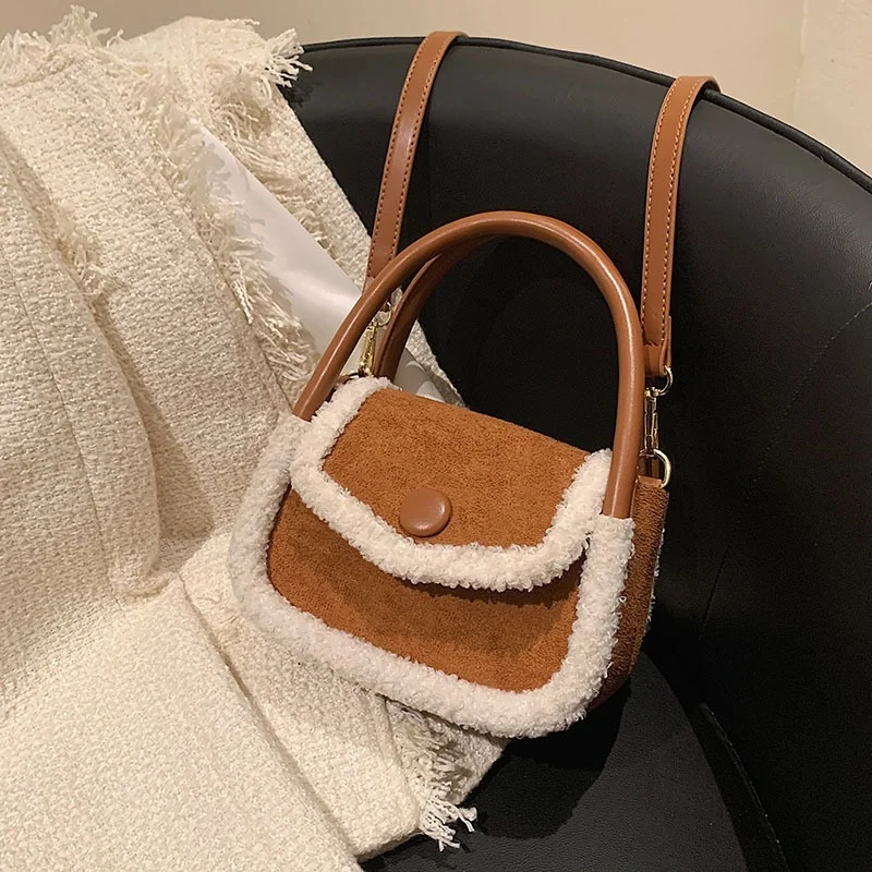 Lambswool Patchwork Leather Crossbody bags for women Small Square Plush Shoulder Bags Scrub PU Leather Women Handbags Totes Flap
Lambswool Patchwork Leather Crossbody bags for women Small Square Plush Shoulder Bags Scrub PU Leather Women Handbags Totes Flap
