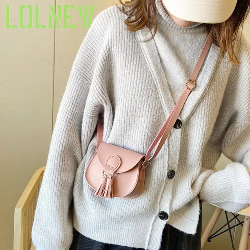 The New Mini Children's Bag Korean Cute Princess Bag Shoulder Diagonal Fringe Decoration Small Satchel
The New Mini Children's Bag Korean Cute Princess Bag Shoulder Diagonal Fringe Decoration Small Satchel