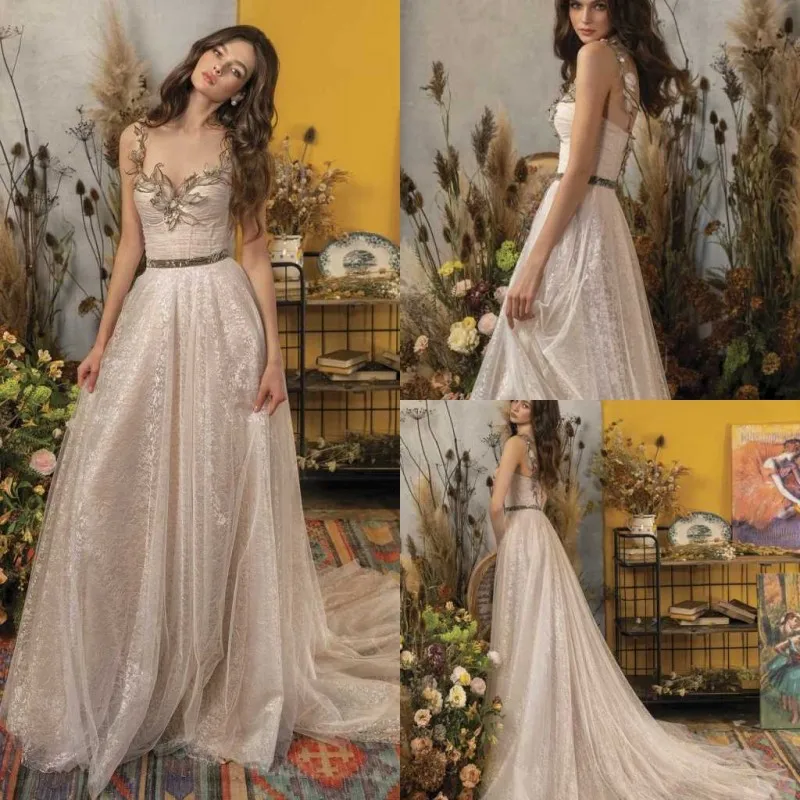 2021 Wedding Dresses Spaghetti Straps Lace Appliques Bridal Gowns Gorgeous Backless Sweep Train A Line Wedding Dress
2021 Wedding Dresses Spaghetti Straps Lace Appliques Bridal Gowns Gorgeous Backless Sweep Train A Line Wedding Dress