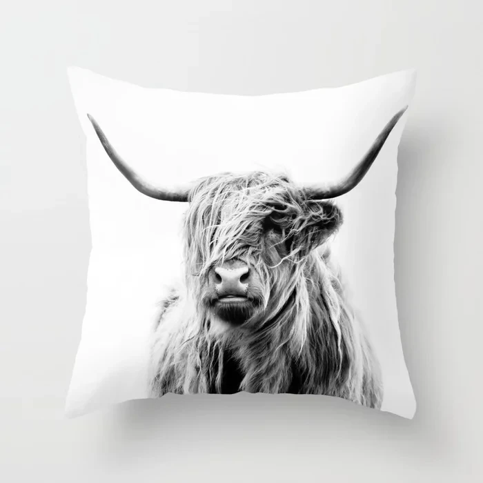 Customized portrait of a highland cow Pattern Unique Fashion Square Zippered Pillowcase Nice Pillow Cover Fans Gift Pillow Sham
Customized portrait of a highland cow Pattern Unique Fashion Square Zippered Pillowcase Nice Pillow Cover Fans Gift Pillow Sham
