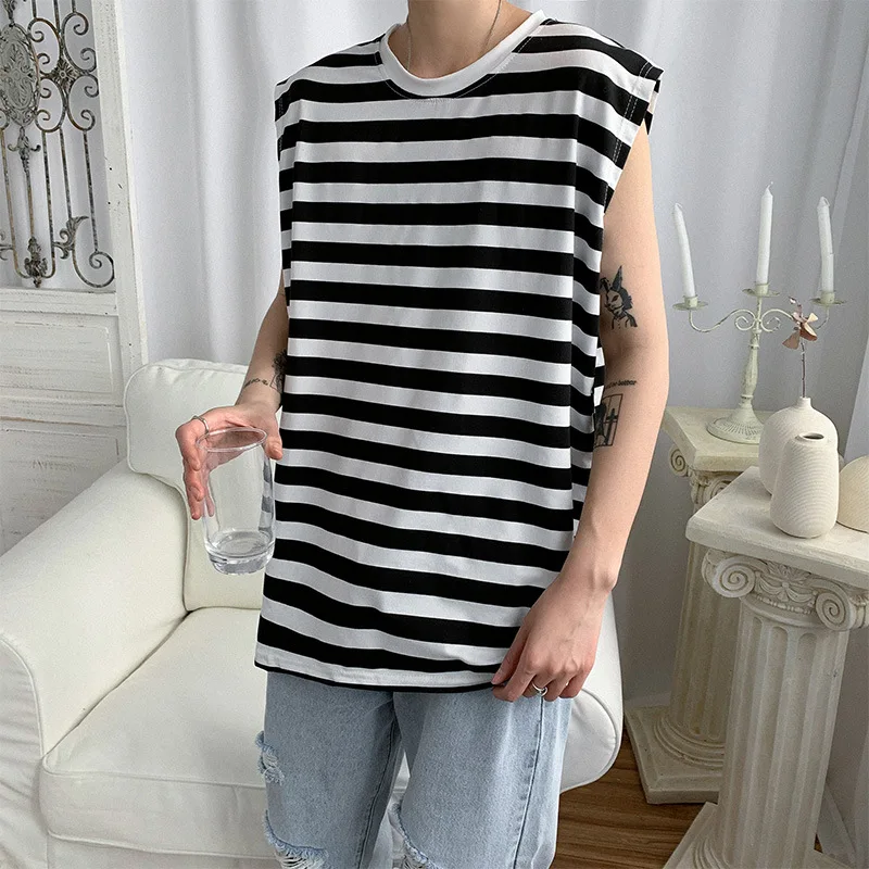 Striped Thin Oversized Sleeveless Men Running Fashion Basketball Tank Teen Top 2022 Trend Cool Streetwear Red Purple Green Black
Striped Thin Oversized Sleeveless Men Running Fashion Basketball Tank Teen Top 2022 Trend Cool Streetwear Red Purple Green Black