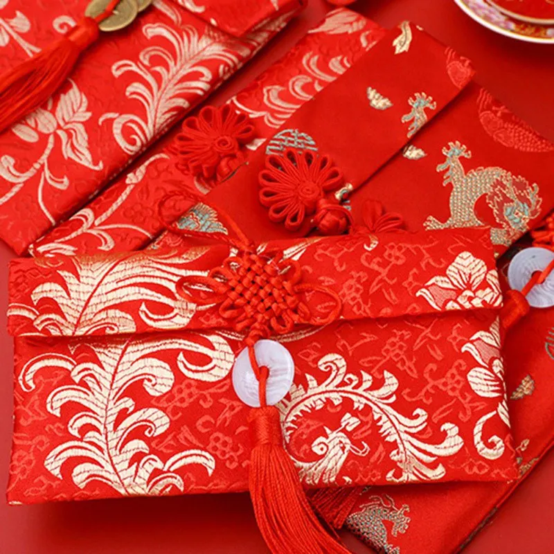 Red Envelope Cloth Art Betrothal Gift Bag High-grade Brocade Wedding Tassel Knot Money Pocket
Red Envelope Cloth Art Betrothal Gift Bag High-grade Brocade Wedding Tassel Knot Money Pocket