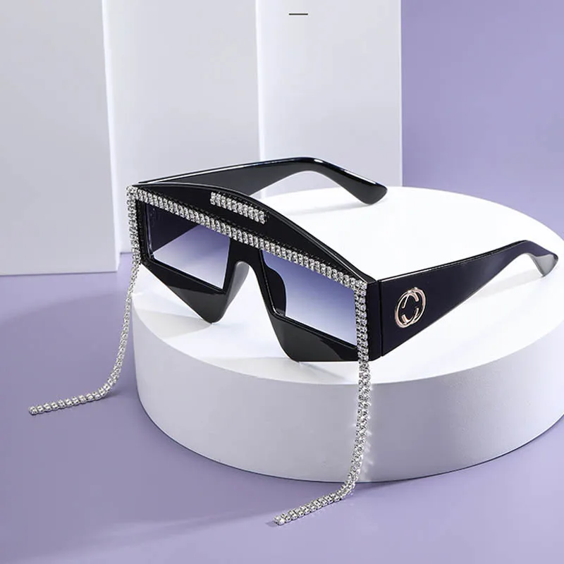 Luxury Brand Oversized Sunglasses Women Crystal Triangle Sunglasses Retro Rhinestone Tassel Sun Glasses Female Men Shades UV400
Luxury Brand Oversized Sunglasses Women Crystal Triangle Sunglasses Retro Rhinestone Tassel Sun Glasses Female Men Shades UV400