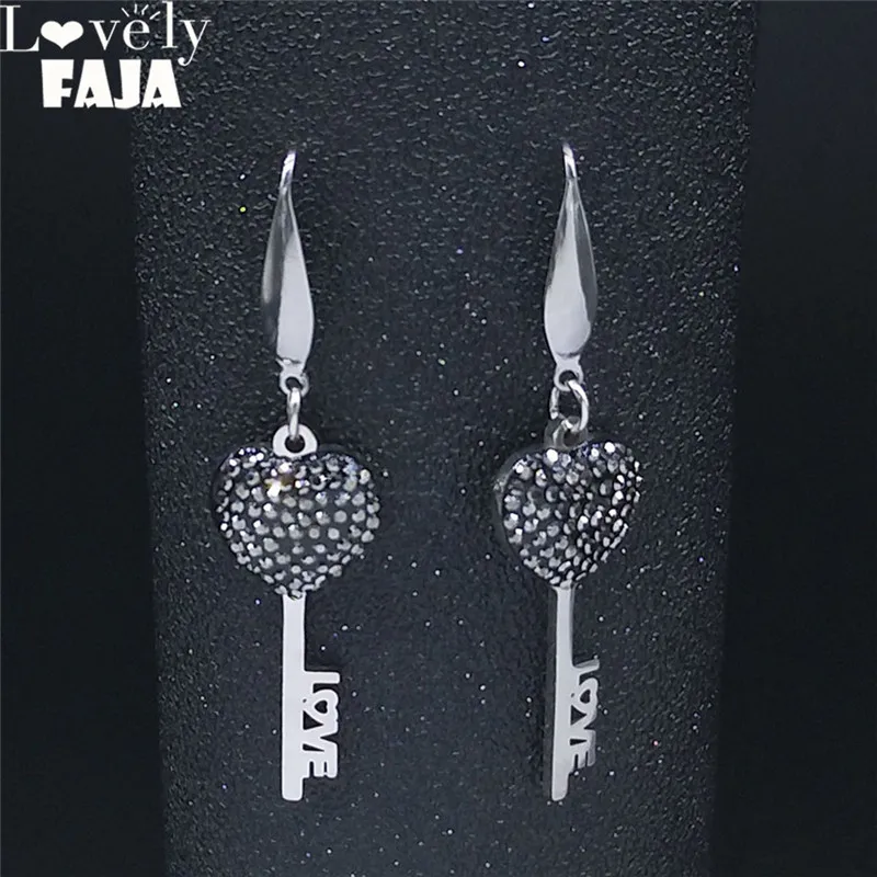 2022 Love Heart Key Stainless Steel Crystal Droop Earings for Women Silver Color Earrings Jewelry pendientes E9205S04
2022 Love Heart Key Stainless Steel Crystal Droop Earings for Women Silver Color Earrings Jewelry pendientes E9205S04