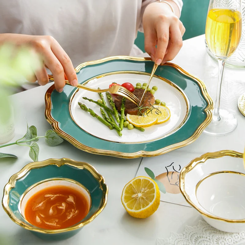 Ceramic Dinner Plate Luxury Gold Inlay Charger Plate Flower Shape Plate Dishes and Bowl Dinnerware Set for Wedding Party Banquet
Ceramic Dinner Plate Luxury Gold Inlay Charger Plate Flower Shape Plate Dishes and Bowl Dinnerware Set for Wedding Party Banquet