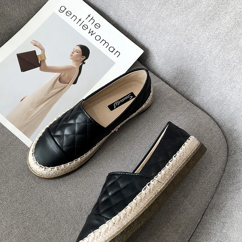 Women's Shoes Platform Slip-on Casual Female Sneakers Loafers With Fur Round Toe Flats Clogs Slip On Summer New Dress Fretwork C
Women's Shoes Platform Slip-on Casual Female Sneakers Loafers With Fur Round Toe Flats Clogs Slip On Summer New Dress Fretwork C