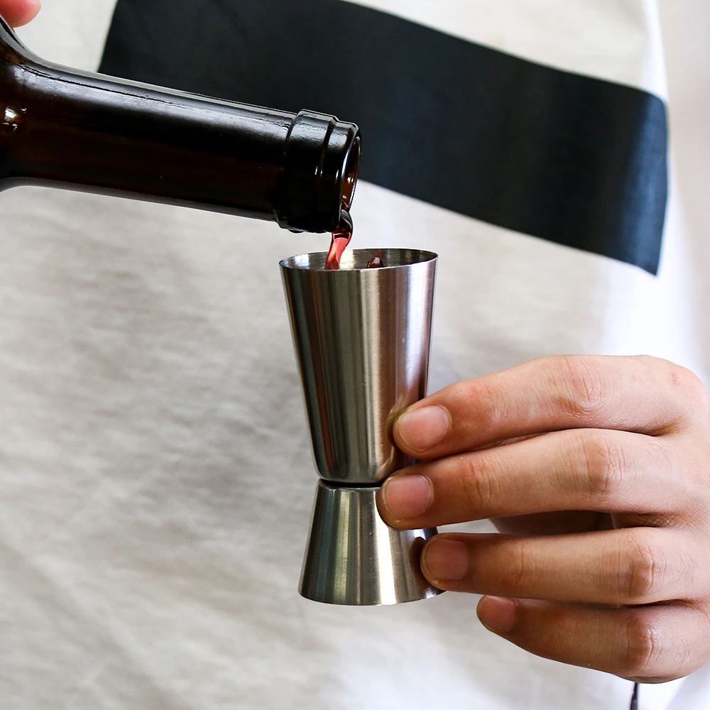 15/30ml or 25/50ml Stainless Steel Cocktail Shaker Measure Cup Dual Shot Drink Spirit Measure Jigger Kitchen Gadgets
15/30ml or 25/50ml Stainless Steel Cocktail Shaker Measure Cup Dual Shot Drink Spirit Measure Jigger Kitchen Gadgets