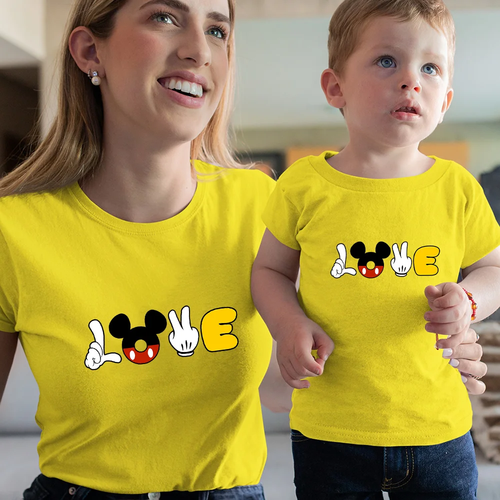 Disneyland 50th Anniversary Family Matching Clothes Casual Cartoon Baby Girl T shirt Summer Fashion Short Sleeve Woman Tee Top
Disneyland 50th Anniversary Family Matching Clothes Casual Cartoon Baby Girl T shirt Summer Fashion Short Sleeve Woman Tee Top