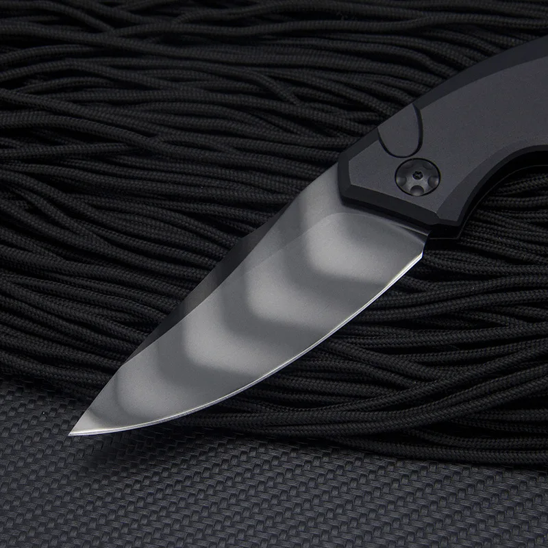 Outdoorsurvivallknife foldingknifeHigh hardnessmulti-functional foldingknifeCarry-onbody-defense knife wilderness survival knife
Outdoorsurvivallknife foldingknifeHigh hardnessmulti-functional foldingknifeCarry-onbody-defense knife wilderness survival knife