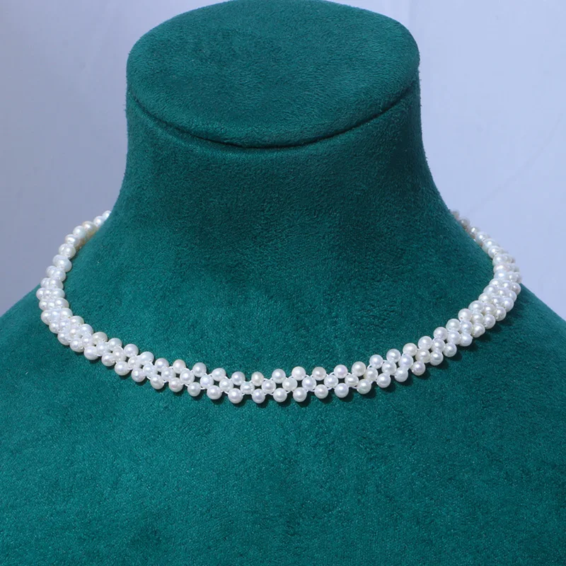 White color fashion women simple style necklace 210325-51 
White color fashion women simple style necklace 210325-51