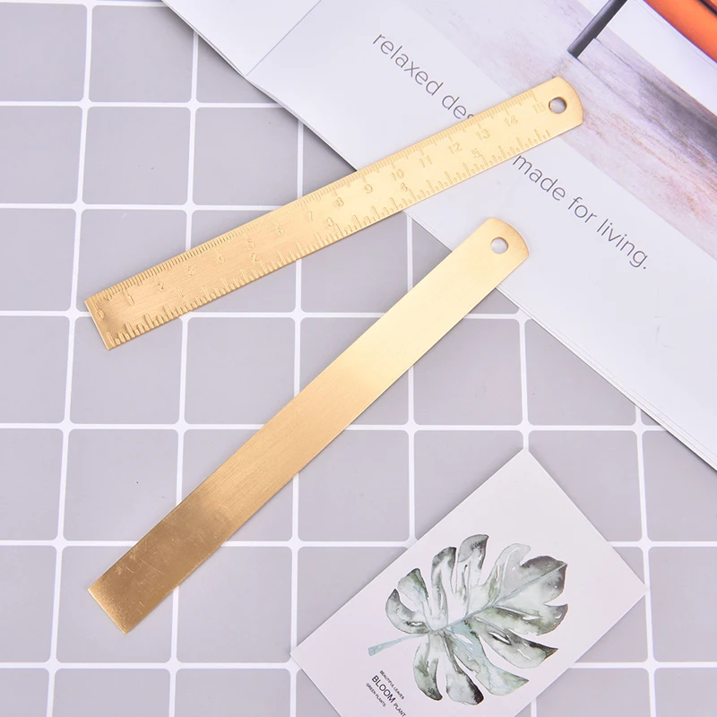 15Cm Brass Straight Ruler for School Office Stationery Metal Painting Drawing Tools Chancery Measuring Ruler Bookmark
15Cm Brass Straight Ruler for School Office Stationery Metal Painting Drawing Tools Chancery Measuring Ruler Bookmark