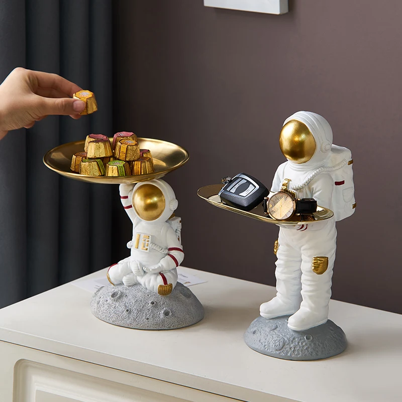Creative Resin Astronaut Sculpture Ornaments Modern Home Decoration Accessories Living Room Entrance Desktop Key Storage Crafts
Creative Resin Astronaut Sculpture Ornaments Modern Home Decoration Accessories Living Room Entrance Desktop Key Storage Crafts