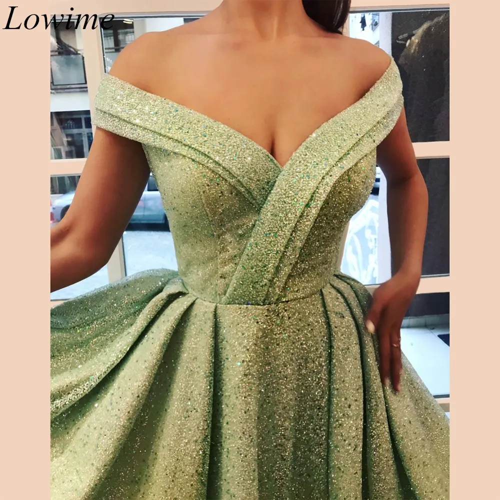 Avocado Green Sparkly Long Prom Dresses 2019 Off Shoulder Dubai Couture Kaftan Vestidos De Fiesta De Noche Evening Party Gowns
Avocado Green Sparkly Long Prom Dresses 2019 Off Shoulder Dubai Couture Kaftan Vestidos De Fiesta De Noche Evening Party Gowns