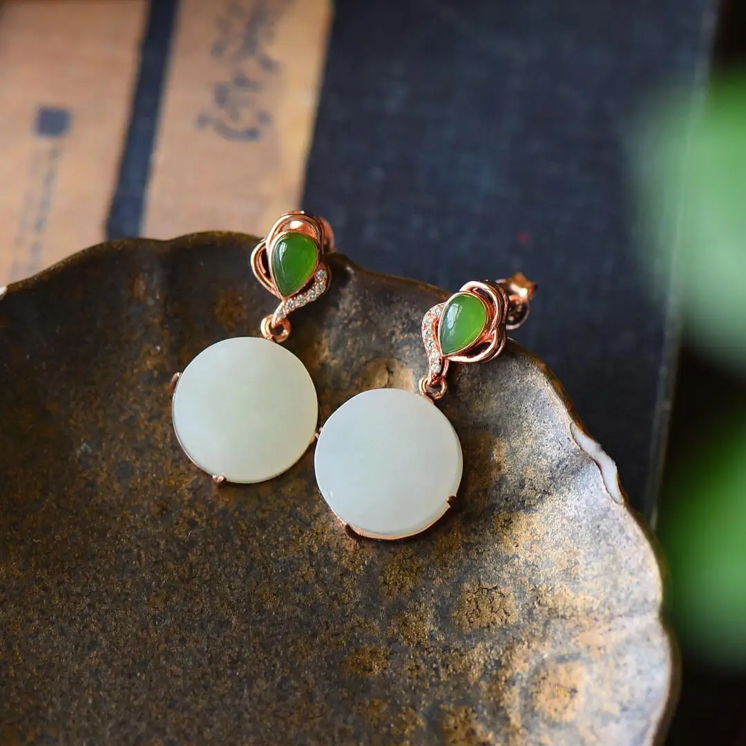 Natural Hetian Jade Tranquility and Peace Plate Earrings round Brand Earrings Women's Sterling Silver Anti-Allergy Earrings Safe
Natural Hetian Jade Tranquility and Peace Plate Earrings round Brand Earrings Women's Sterling Silver Anti-Allergy Earrings Safe