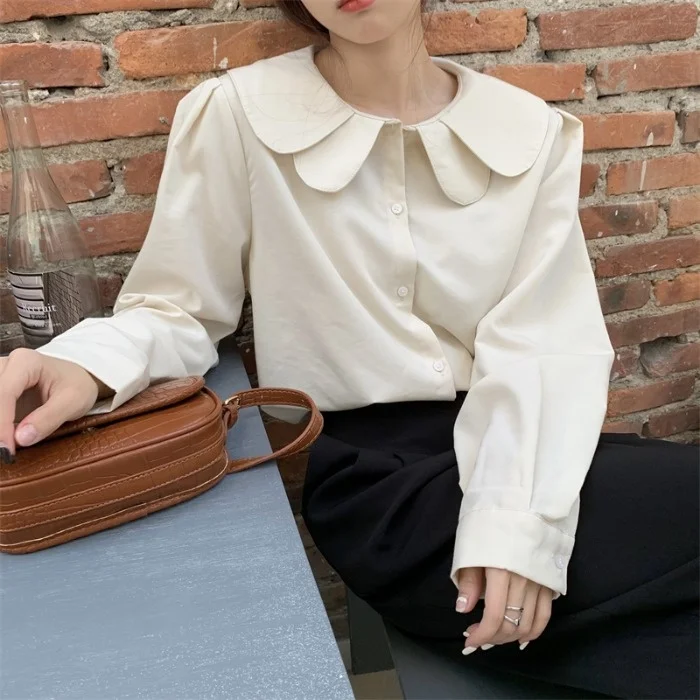 Niche Chic Baby Collar Shirt White Shirt Autumn Design Long Sleeve Top Women's Wear
Niche Chic Baby Collar Shirt White Shirt Autumn Design Long Sleeve Top Women's Wear