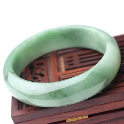 Send Certificate Pure Myanmar Jade A-Class 54-62mm Green Bracelet Elegant Princess Bracelet Best Gift
Send Certificate Pure Myanmar Jade A-Class 54-62mm Green Bracelet Elegant Princess Bracelet Best Gift