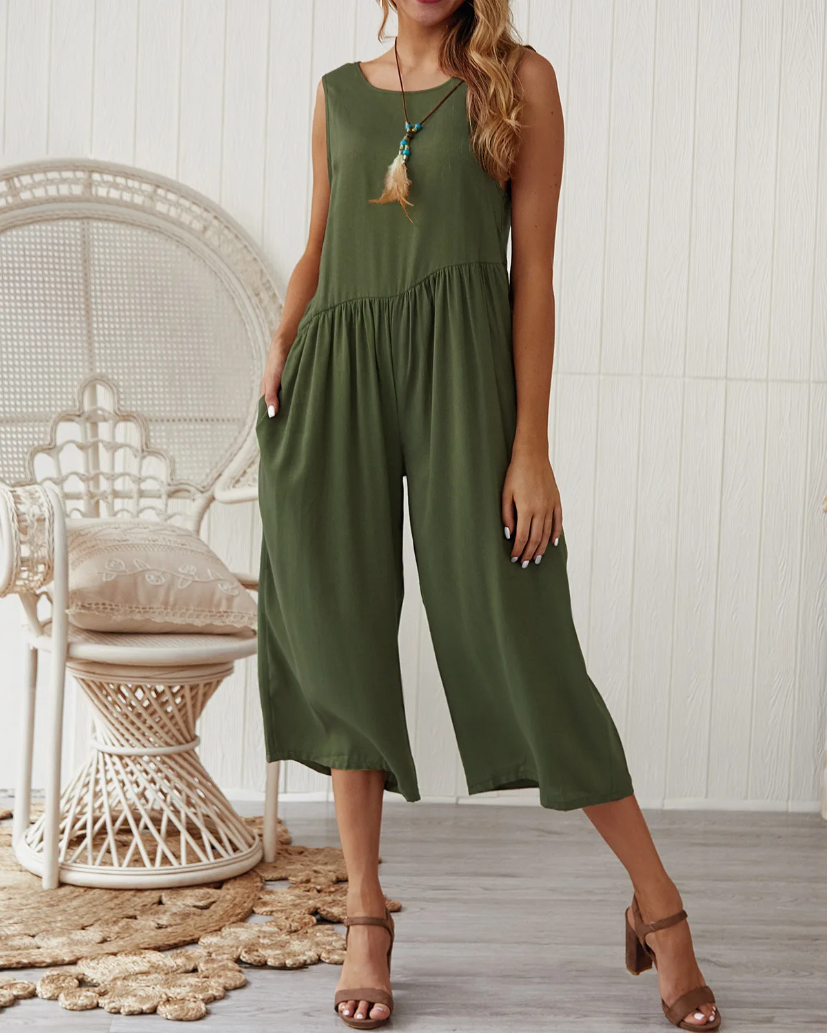 New nine-point Pants Solid Color Vest straight-leg wide-leg Pants Jumpsuit women's Casual Sexy Vacation Beach women's Jumpsuit
New nine-point Pants Solid Color Vest straight-leg wide-leg Pants Jumpsuit women's Casual Sexy Vacation Beach women's Jumpsuit