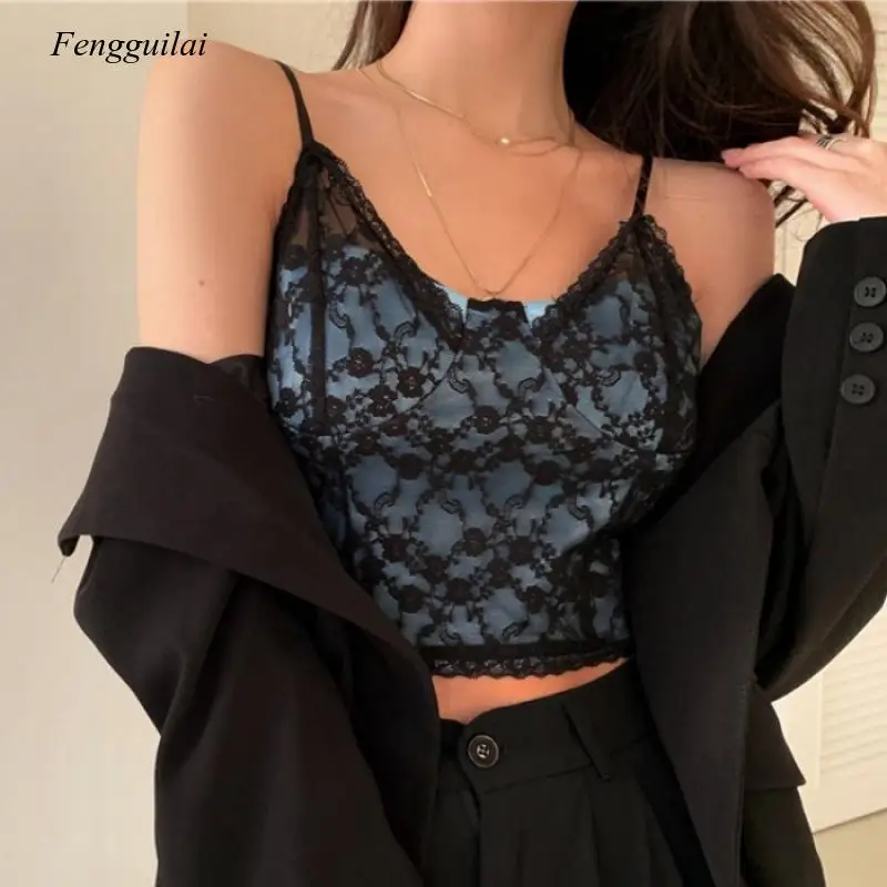 Autumn and Winter Sexy Lace Slim with Folded Chest Wrapped Short Suspender Vest Female Top 2021
Autumn and Winter Sexy Lace Slim with Folded Chest Wrapped Short Suspender Vest Female Top 2021