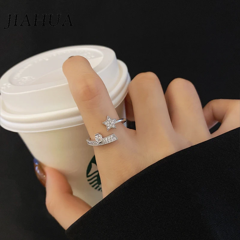 1Pcs Kpop Alloy Copper Zircon Rings For Women Simple Star Rings Fashion Handmade Adjustable Jewelry Accessories Party Deck
1Pcs Kpop Alloy Copper Zircon Rings For Women Simple Star Rings Fashion Handmade Adjustable Jewelry Accessories Party Deck