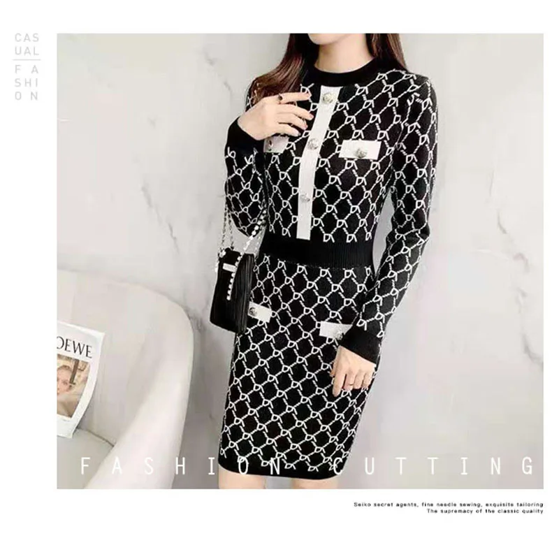 Beauty Fashion Women Work Dress Long Sleeve With Buttons Round-Neck Patchwork Bodycon Texture Printed Dress Women
Beauty Fashion Women Work Dress Long Sleeve With Buttons Round-Neck Patchwork Bodycon Texture Printed Dress Women