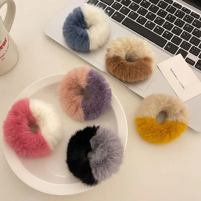 Sweet All-matched Elegant Beautiful Headdress Stylish Popular Plush Hair Ring Korea Style Contrasting Color Cute Hair Ring
Sweet All-matched Elegant Beautiful Headdress Stylish Popular Plush Hair Ring Korea Style Contrasting Color Cute Hair Ring