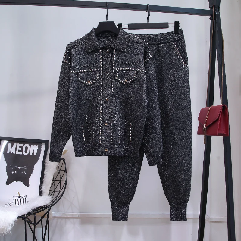 2021 new women's knitted suit fashion rivet lapel long-sleeved sweater and casual pants two-piece sets women
2021 new women's knitted suit fashion rivet lapel long-sleeved sweater and casual pants two-piece sets women