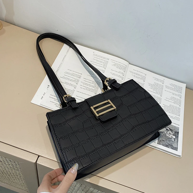Luxury Brand Tote bag 2021 PU Leather Quilted Women's Designer Handbag Travel Shoulder bag Travel Trending Hand Bag bolso mujer
Luxury Brand Tote bag 2021 PU Leather Quilted Women's Designer Handbag Travel Shoulder bag Travel Trending Hand Bag bolso mujer