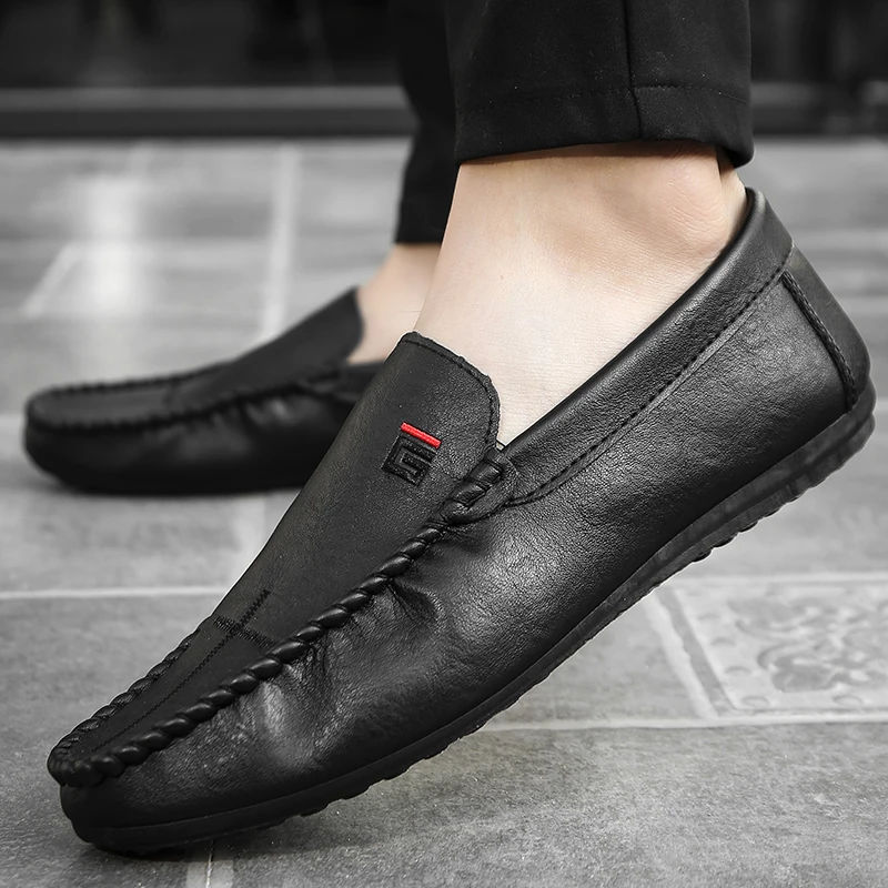 Men's Leather Shoes Embroidered Solid Color Leather Peas Shoes Male Lazy Slip-on Fashion All-Match Casual Loafers Shoes
Men's Leather Shoes Embroidered Solid Color Leather Peas Shoes Male Lazy Slip-on Fashion All-Match Casual Loafers Shoes