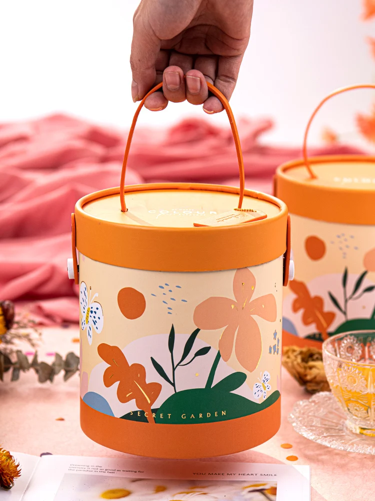 Packaging Round Gift Box Mini Handle Stuffing Elegant Chocolate Candy Box Mini Paper New Year Caja Misteriosa Wedding Supplies
Packaging Round Gift Box Mini Handle Stuffing Elegant Chocolate Candy Box Mini Paper New Year Caja Misteriosa Wedding Supplies