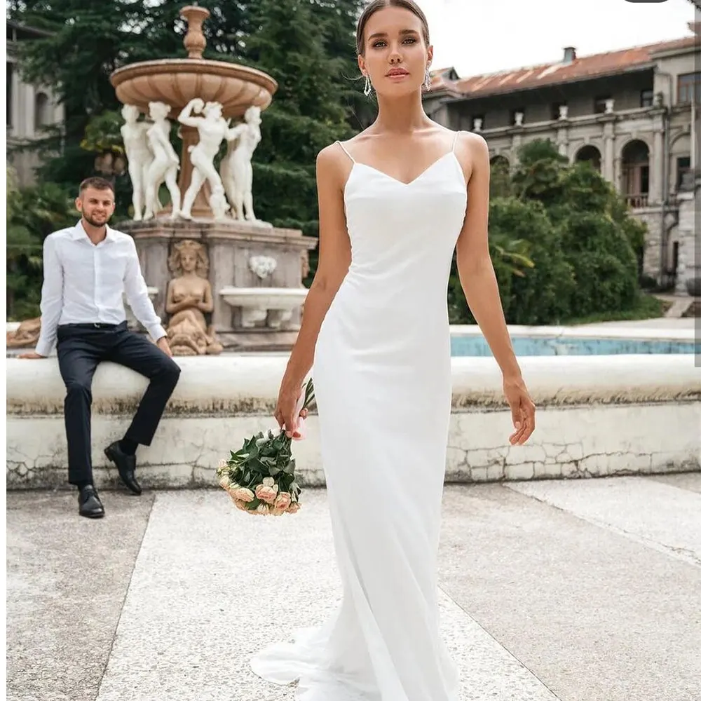 Simple Mermaid Wedding Dress Spaghetti Sexy Backless Sweep Train Bridal Gown Elegant Soft Satin Custom Made For Women Vestidos
Simple Mermaid Wedding Dress Spaghetti Sexy Backless Sweep Train Bridal Gown Elegant Soft Satin Custom Made For Women Vestidos