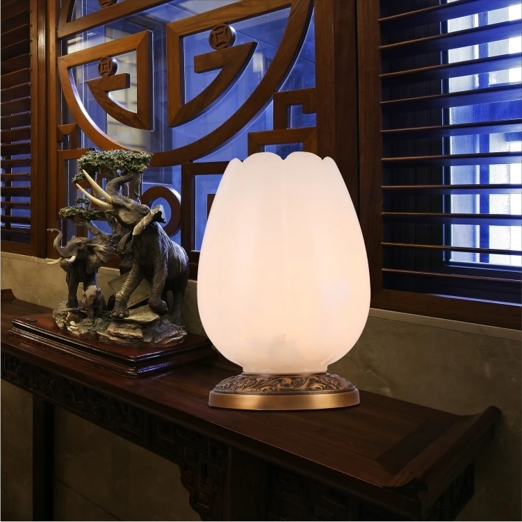 Modern Glass Table Lamps Nordic Simple Bedroom Bedside Reading Desk Lamp Home Decoration LED Table Lights E27 Lamparas Lighting
Modern Glass Table Lamps Nordic Simple Bedroom Bedside Reading Desk Lamp Home Decoration LED Table Lights E27 Lamparas Lighting