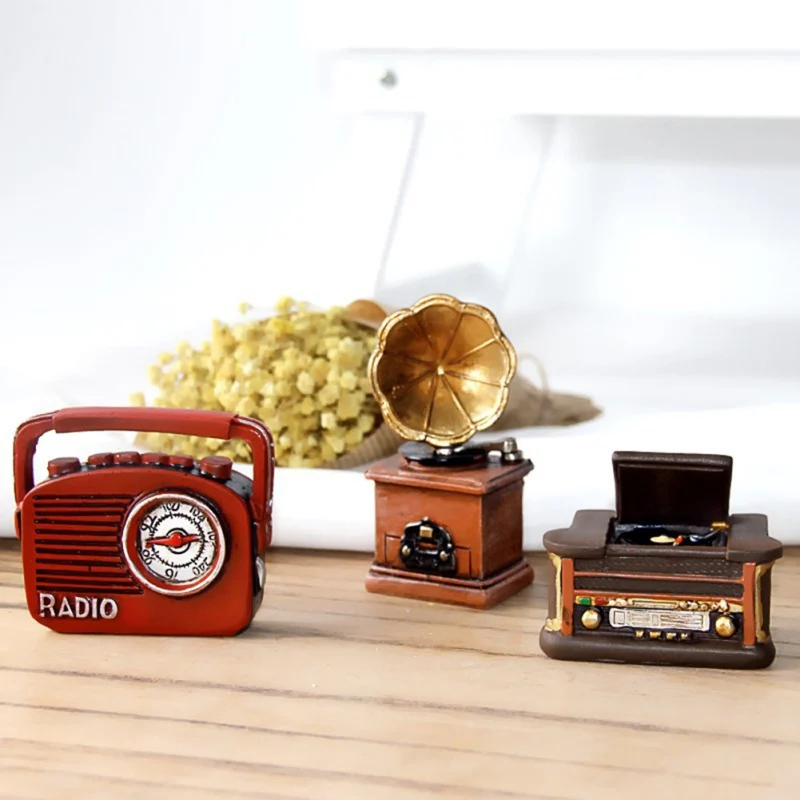 Retro Radio Model Antique Imitation Nostalgia Wireless Ornament Craft Bar Home Decor Gift Home Room Desktop Decoration
Retro Radio Model Antique Imitation Nostalgia Wireless Ornament Craft Bar Home Decor Gift Home Room Desktop Decoration